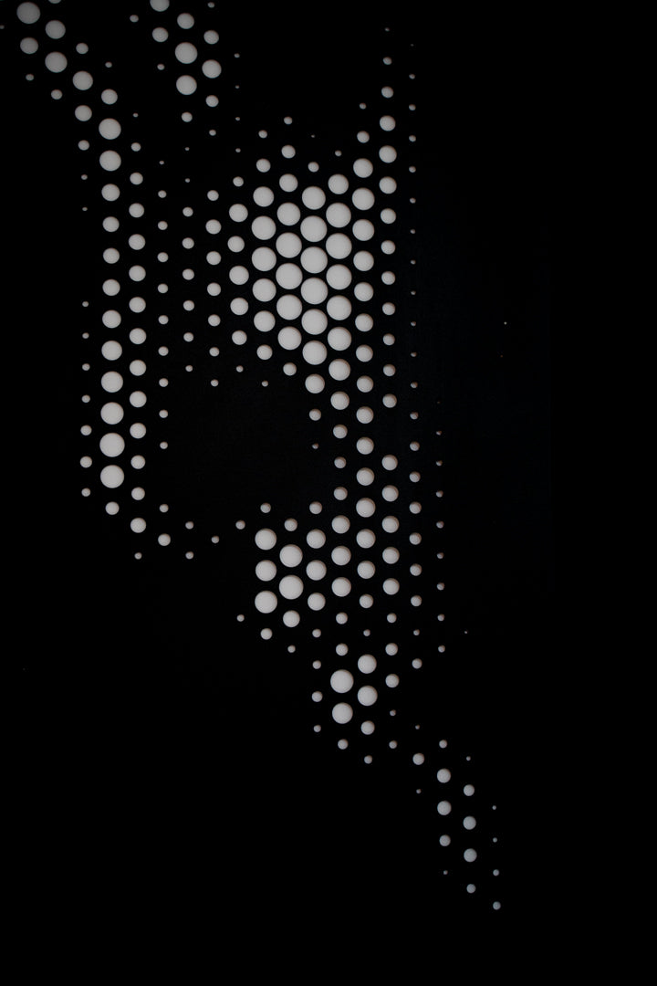 Scultura in Metallo "Volto Femminile Moderno" - Arte Murale Astratta per Arredamento di Design