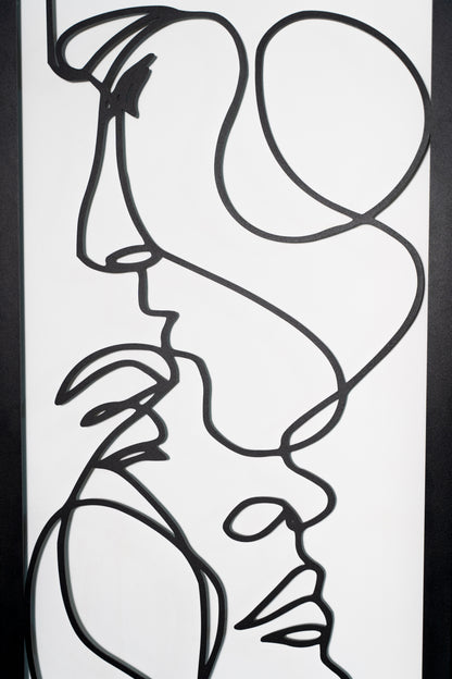 Scultura in Metallo "Passione Eterna" - Arte Murale Romantica per Arredamento Moderno